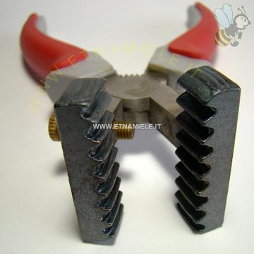 Zigrinatore a pinza